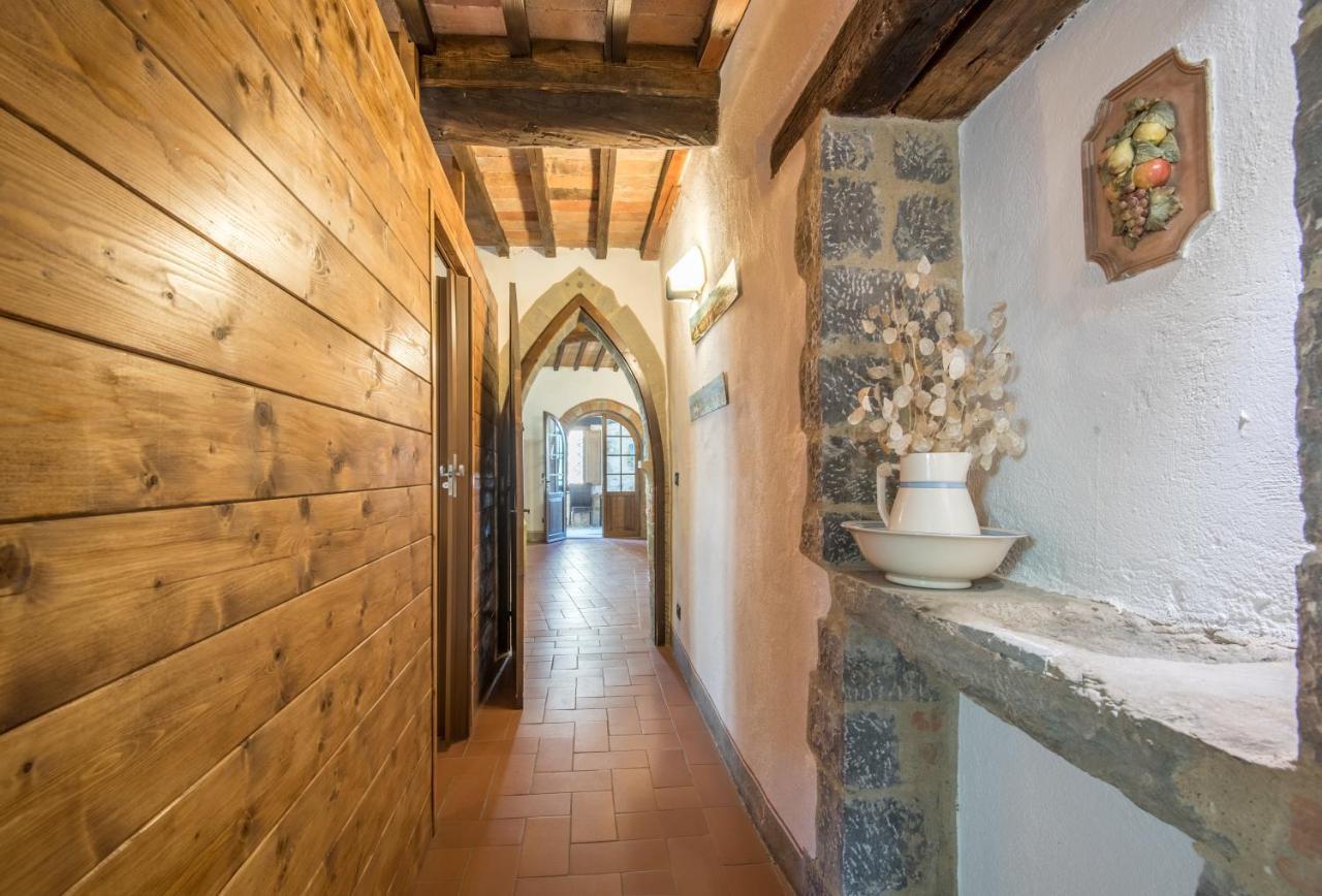 Casale Rosennano - Loggia Apartment Luaran gambar