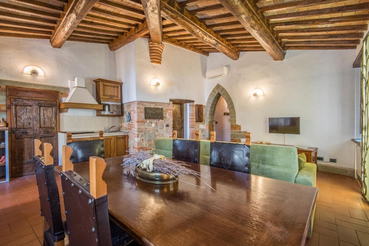 Casale Rosennano - Loggia Apartment Luaran gambar