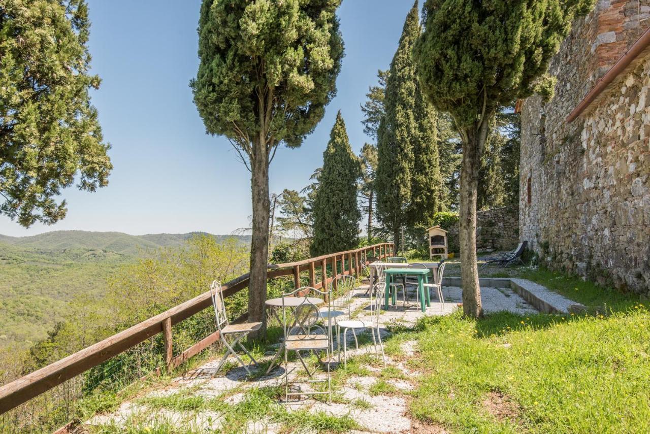Casale Rosennano - Loggia Apartment Luaran gambar