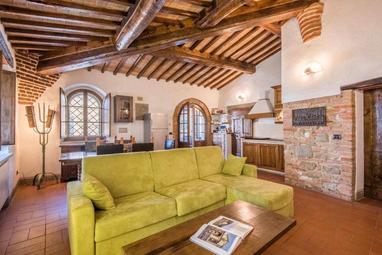 Casale Rosennano - Loggia Apartment Luaran gambar